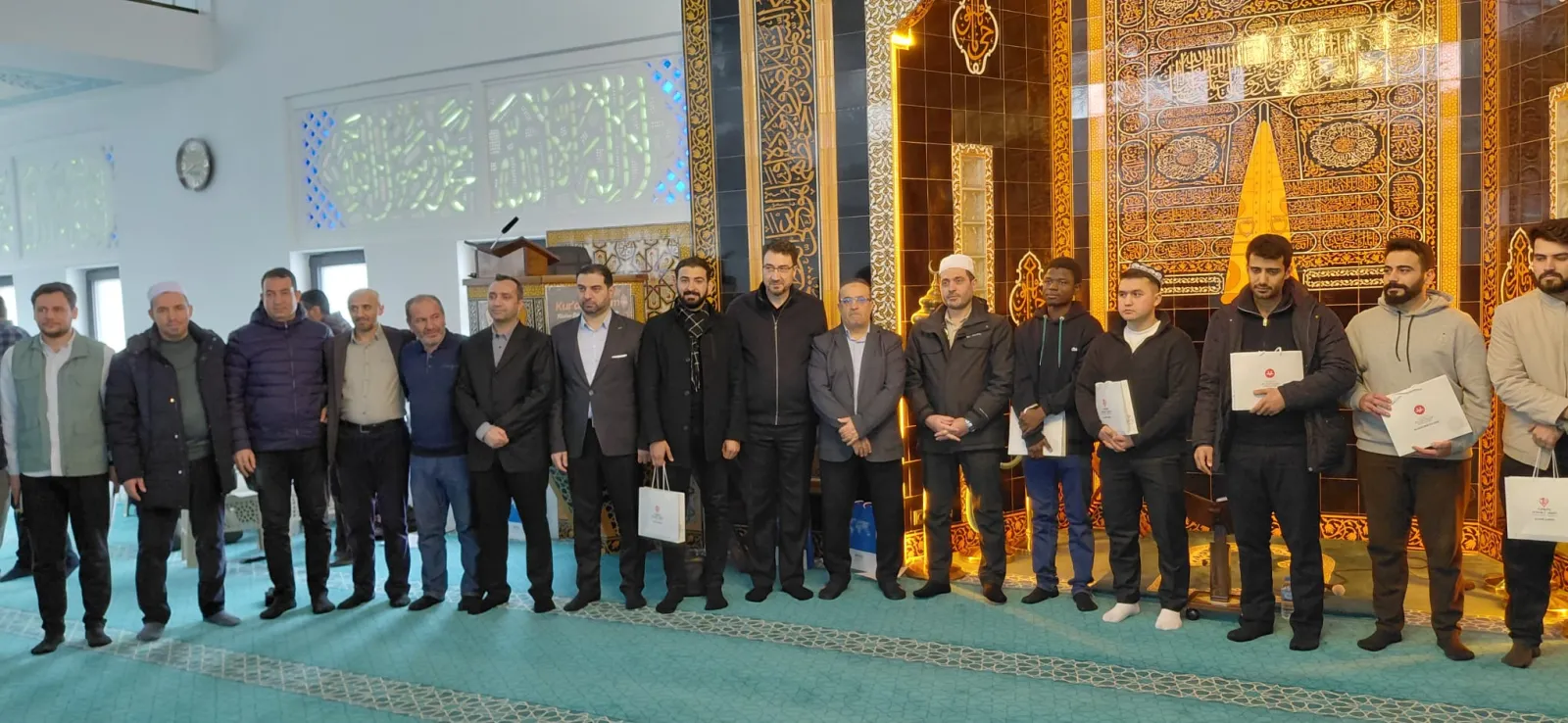 Manşet: ULUSLARARASI ÖĞRENCİLERDEN KUR’AN-I KERİM ZİYAFETİ