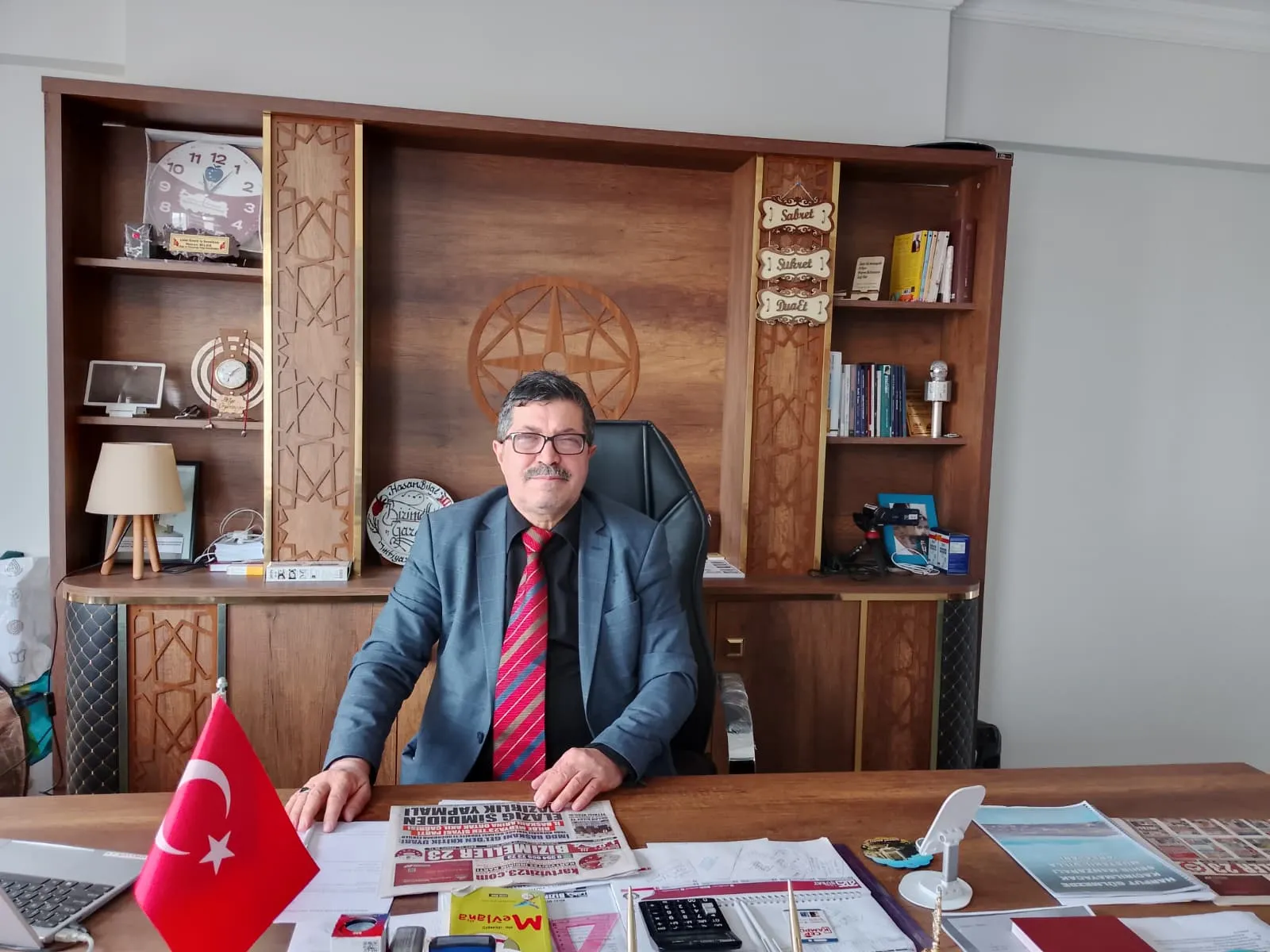 Manşet: BİLGE MEDYA 23 GRUP BŞK HASAN BİLGE'DEN BAYRAM MESAJI