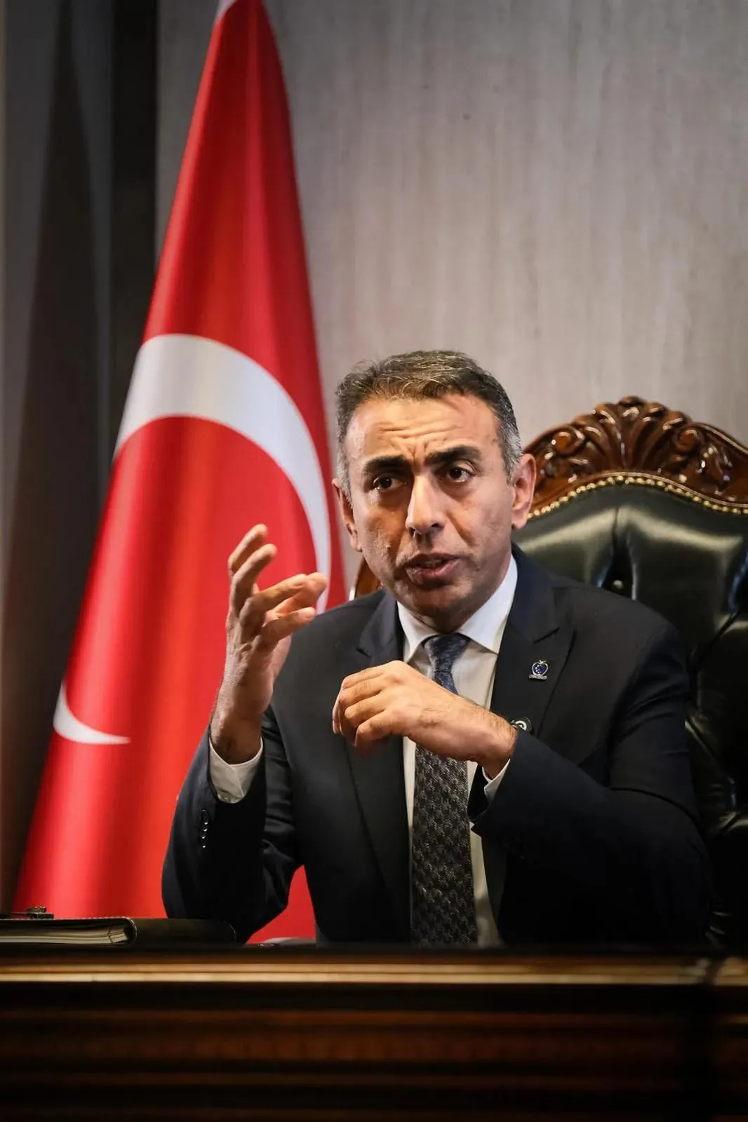 Manşet: DOST PARTİ GENEL BAŞKANI RIDVAN EŞİN DEN ELAZIĞSPOR'A TEBRİK MESAJI